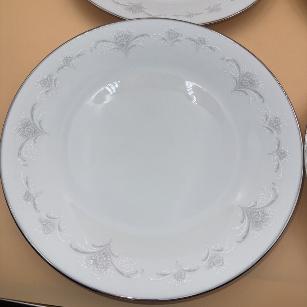 Noritake Casablanca 6842 Dinner Plates Set of 6 – 10.5” - Picture 3 of 10
